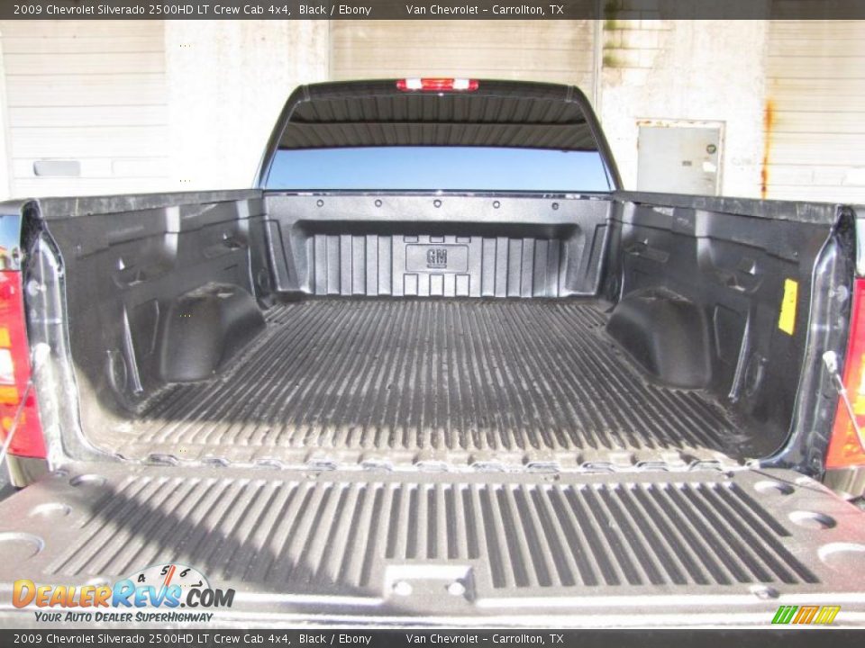 2009 Chevrolet Silverado 2500HD LT Crew Cab 4x4 Black / Ebony Photo #17