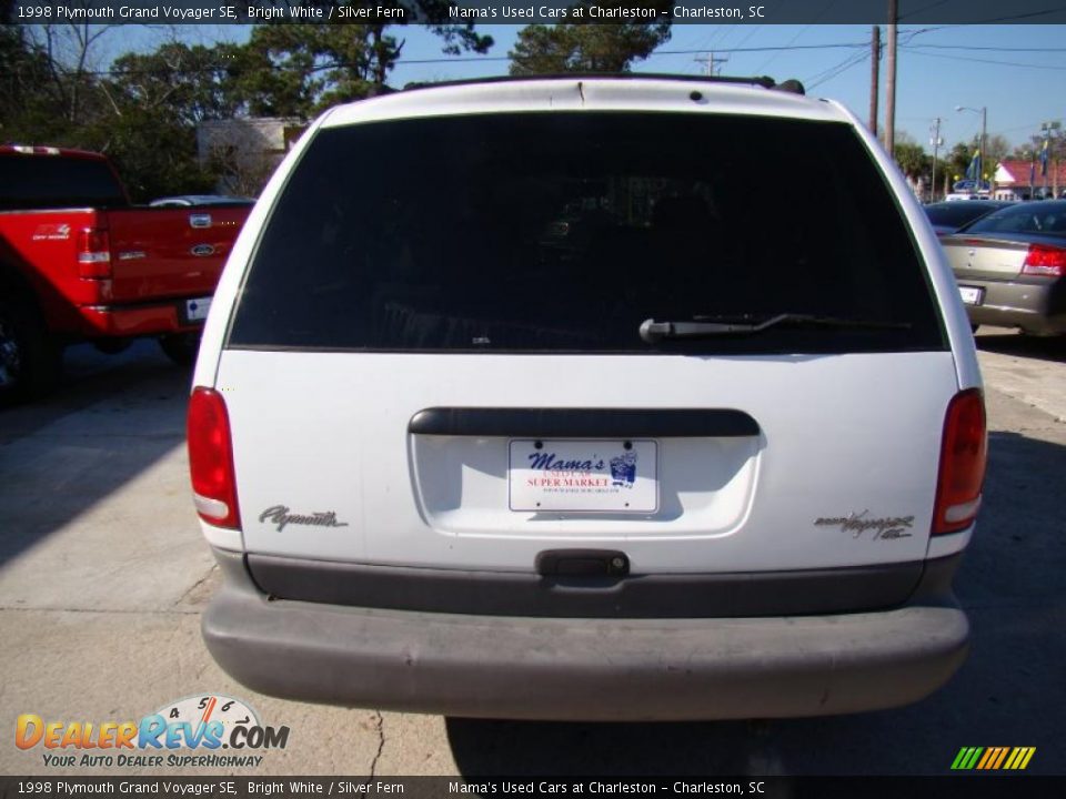 1998 Plymouth Grand Voyager SE Bright White / Silver Fern Photo #7