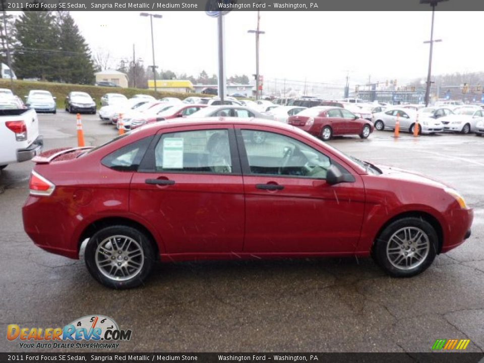 2011 Ford Focus SE Sedan Sangria Red Metallic / Medium Stone Photo #5