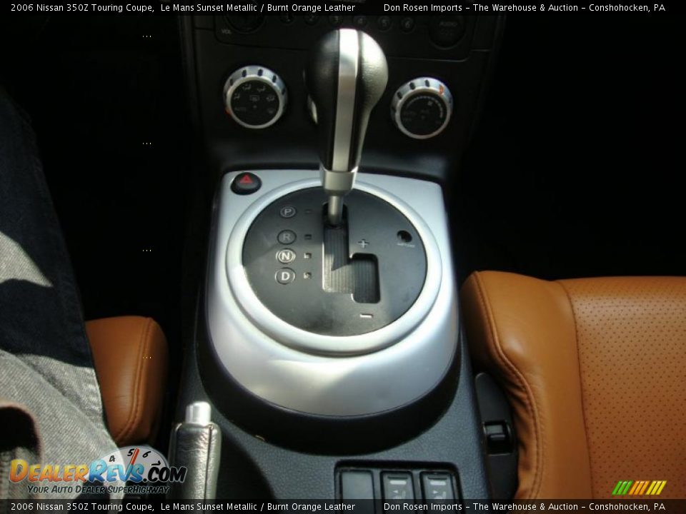 2006 Nissan 350Z Touring Coupe Shifter Photo #36