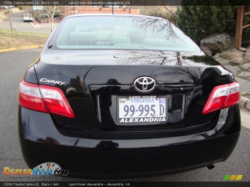 2009 Toyota Camry LE Black / Ash Photo #5