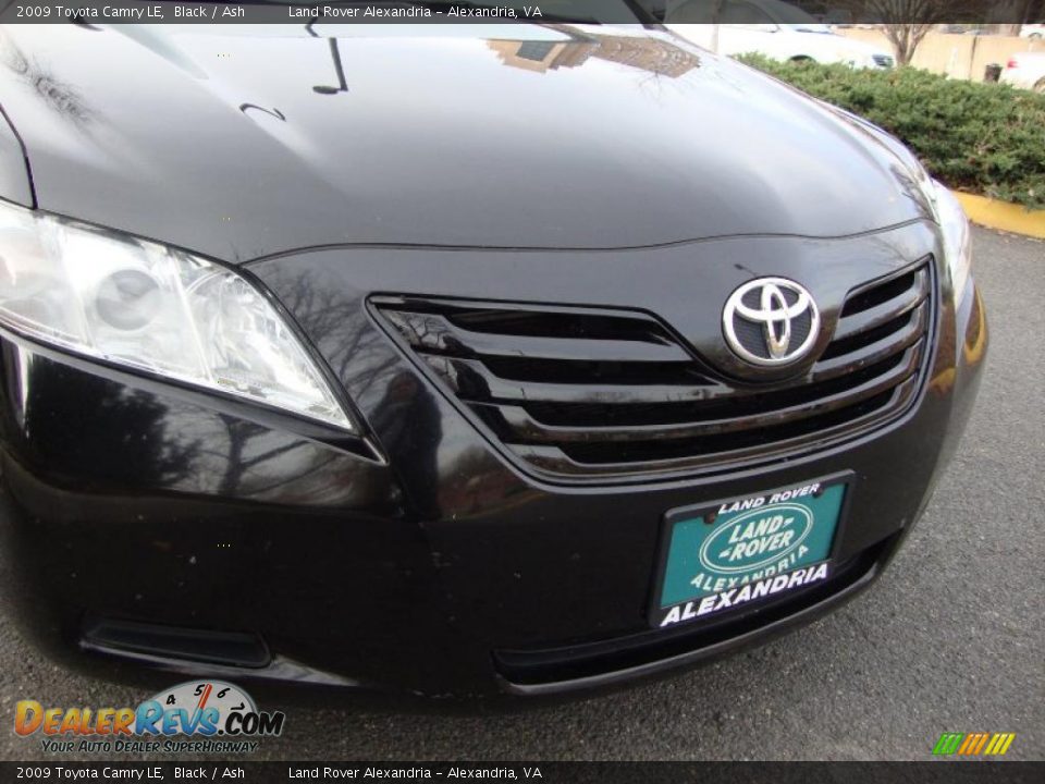 2009 Toyota Camry LE Black / Ash Photo #8
