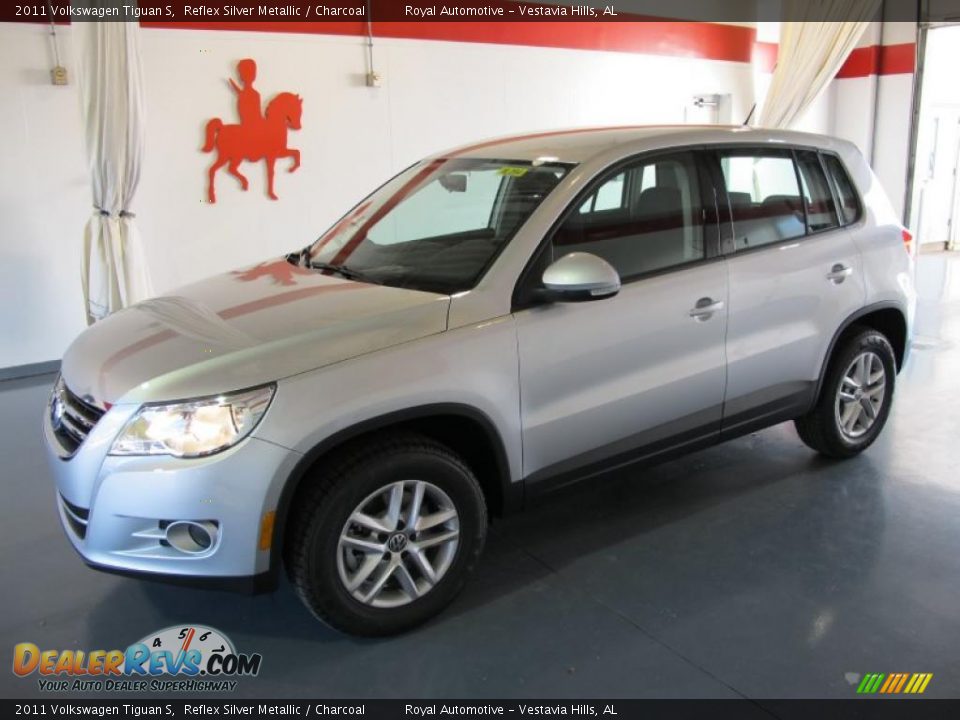 Reflex Silver Metallic 2011 Volkswagen Tiguan S Photo #1