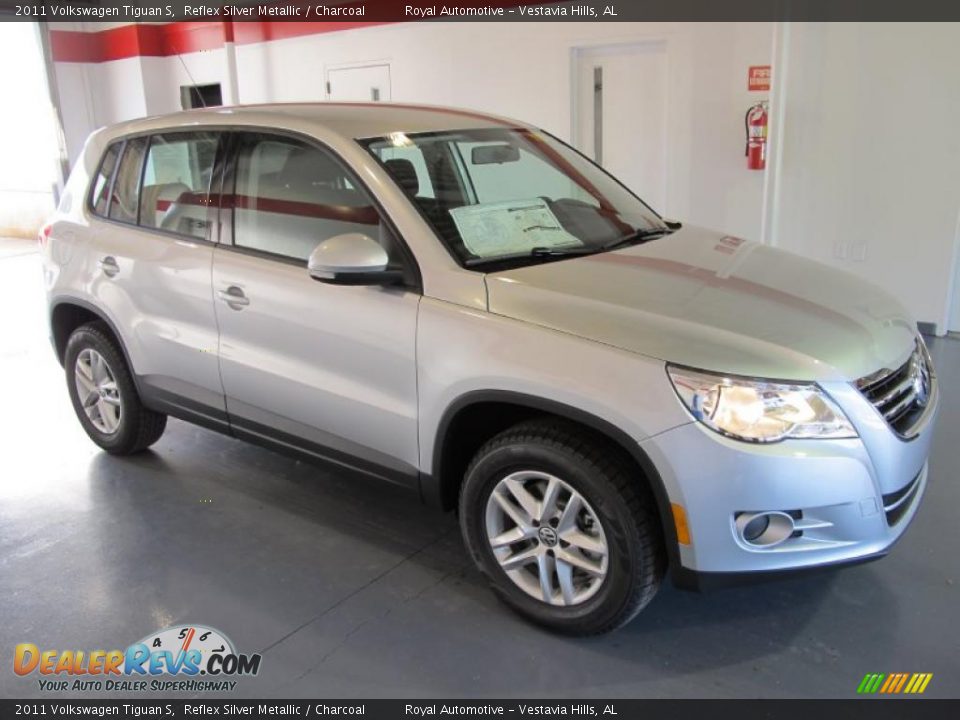 2011 Volkswagen Tiguan S Reflex Silver Metallic / Charcoal Photo #5
