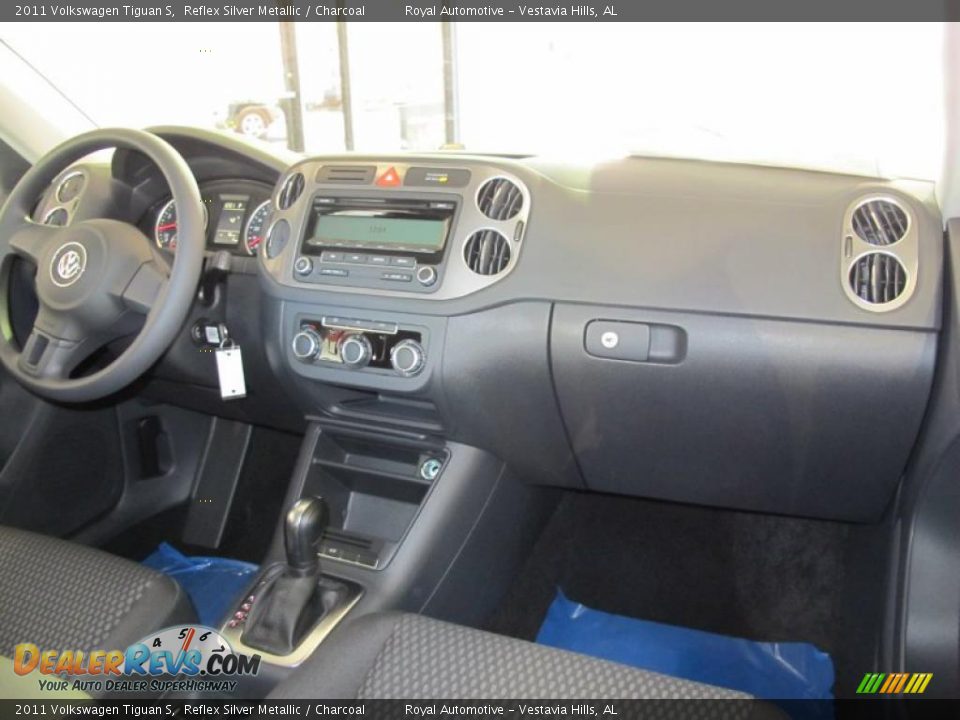 2011 Volkswagen Tiguan S Reflex Silver Metallic / Charcoal Photo #9