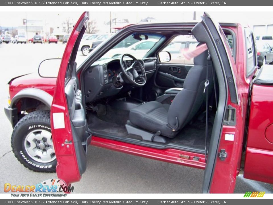 Medium Gray Interior - 2003 Chevrolet S10 ZR2 Extended Cab 4x4 Photo #9