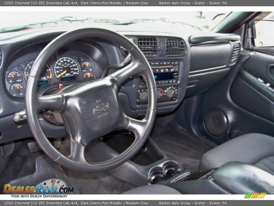 Medium Gray Interior - 2003 Chevrolet S10 ZR2 Extended Cab 4x4 Photo #11