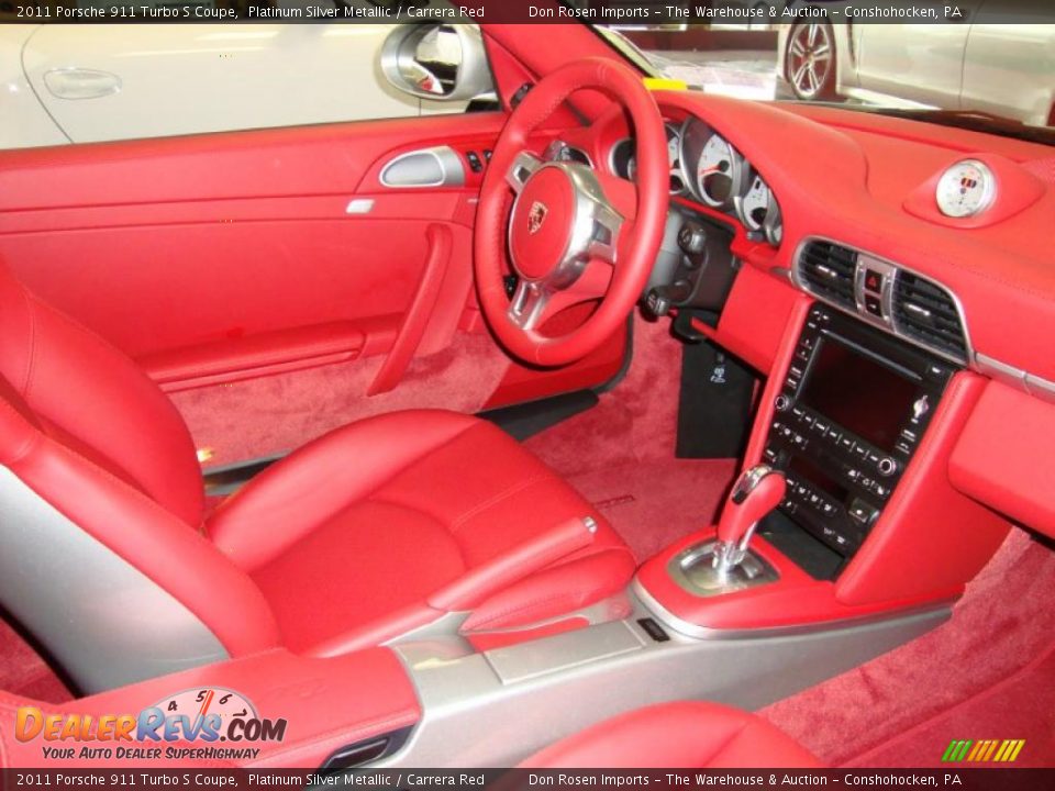 Dashboard of 2011 Porsche 911 Turbo S Coupe Photo #17