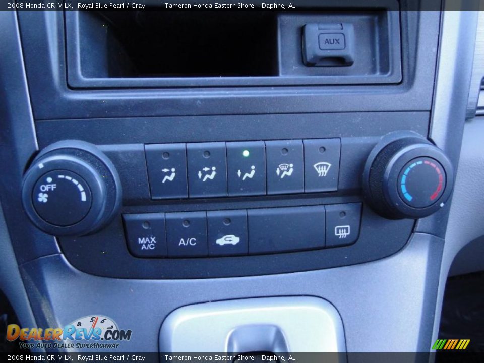 Controls of 2008 Honda CR-V LX Photo #21