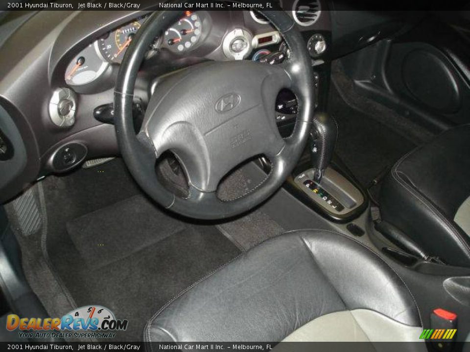 2001 Hyundai Tiburon Jet Black / Black/Gray Photo #16