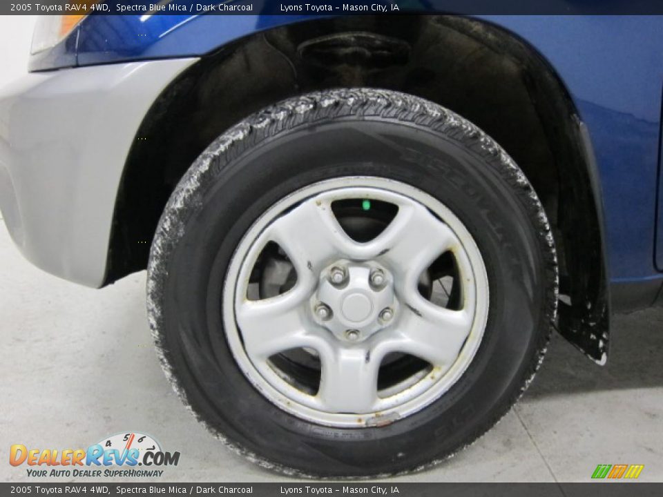2005 Toyota RAV4 4WD Spectra Blue Mica / Dark Charcoal Photo #16