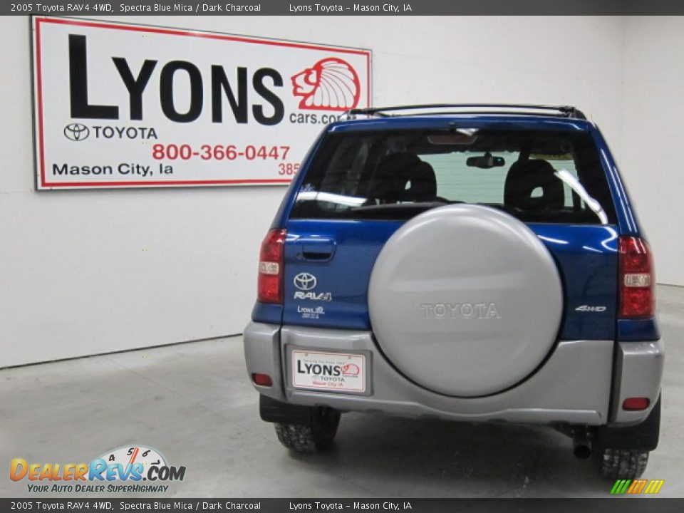 2005 Toyota RAV4 4WD Spectra Blue Mica / Dark Charcoal Photo #27