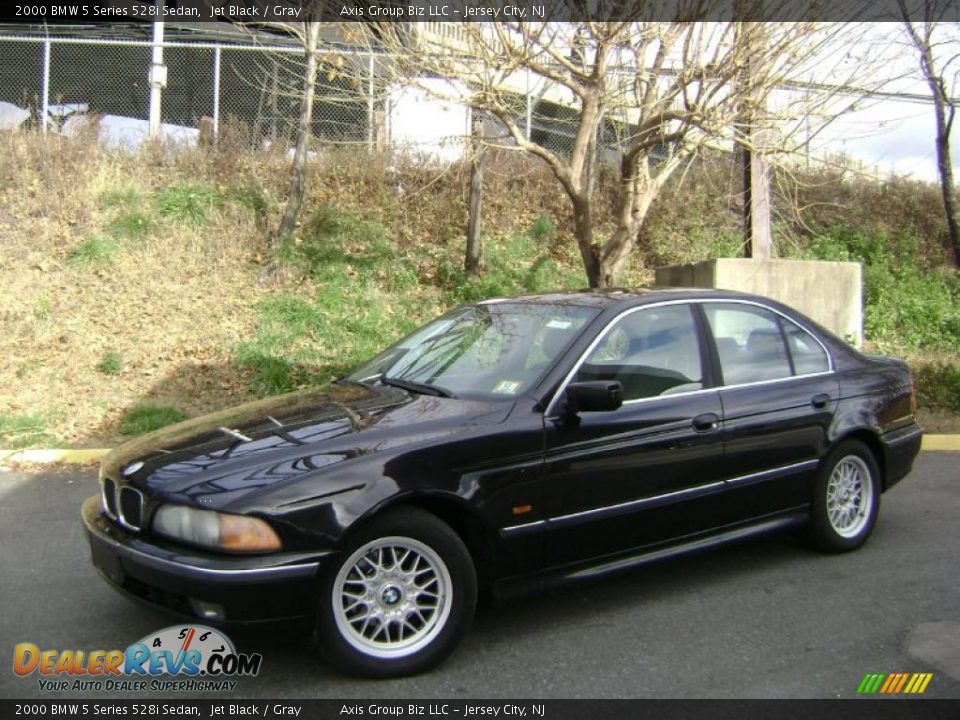 2000 BMW 5 Series 528i Sedan Jet Black / Gray Photo #1
