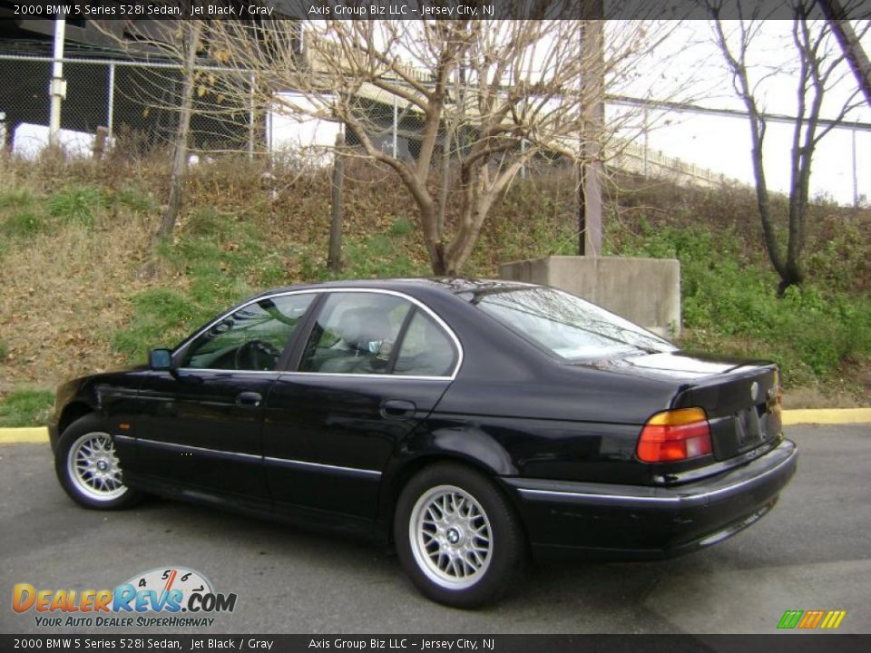 2000 BMW 5 Series 528i Sedan Jet Black / Gray Photo #4