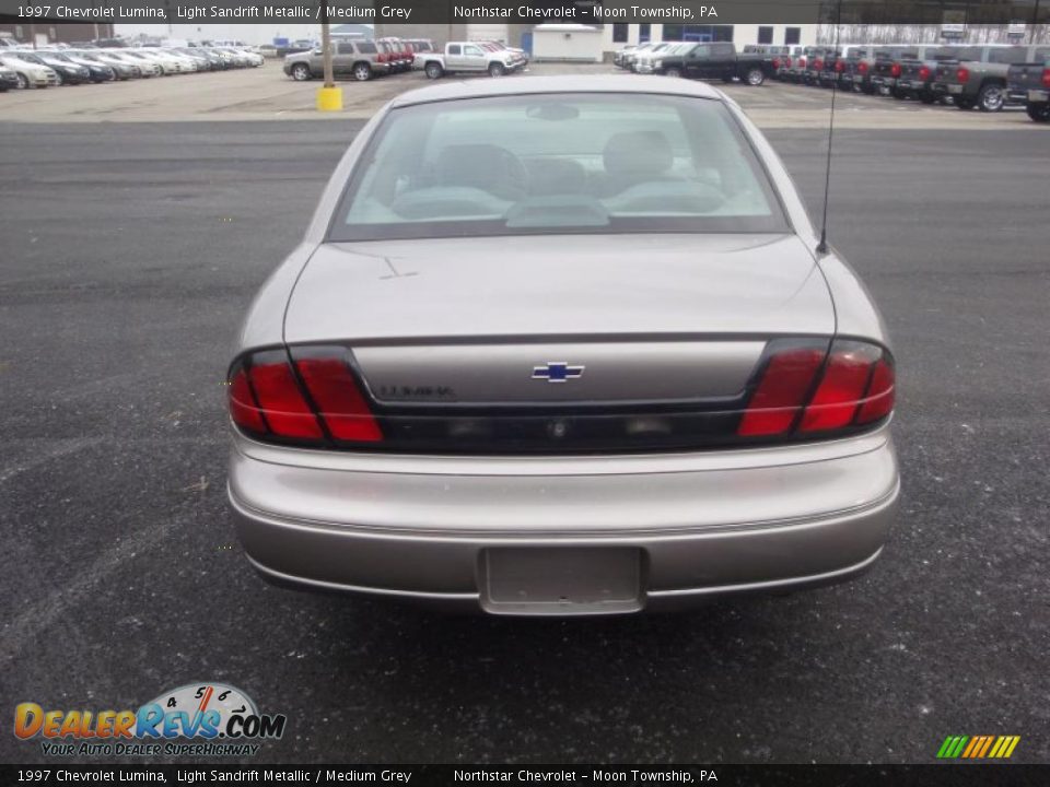 1997 Chevrolet Lumina Light Sandrift Metallic / Medium Grey Photo #5