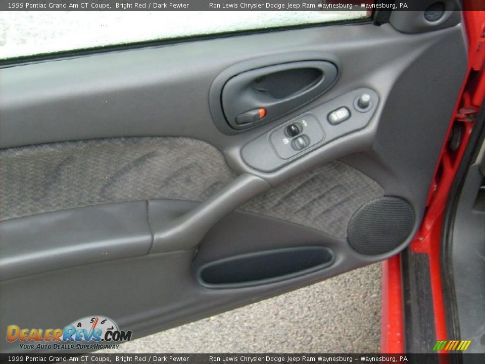 1999 Pontiac Grand Am GT Coupe Bright Red / Dark Pewter Photo #12
