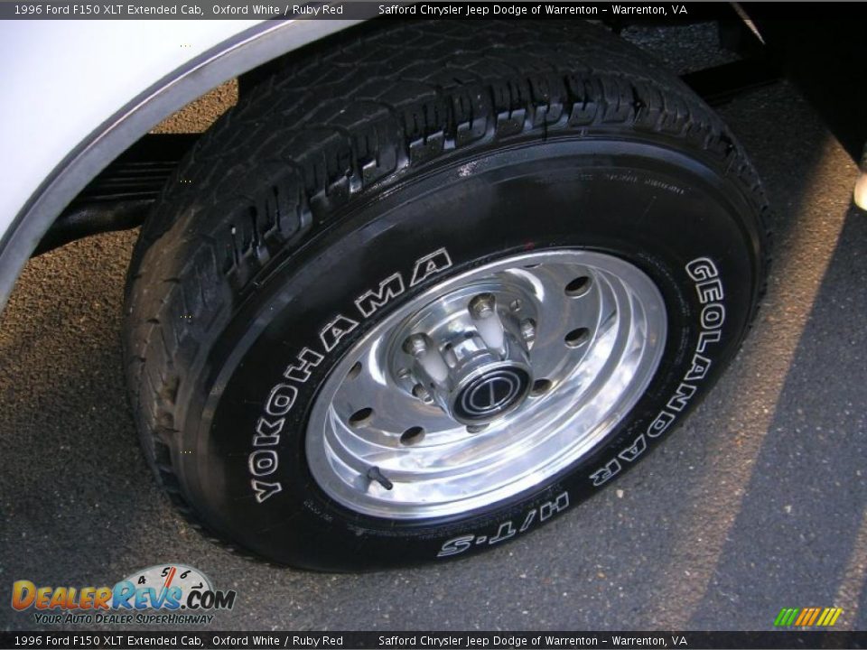1996 Ford F150 XLT Extended Cab Oxford White / Ruby Red Photo #5