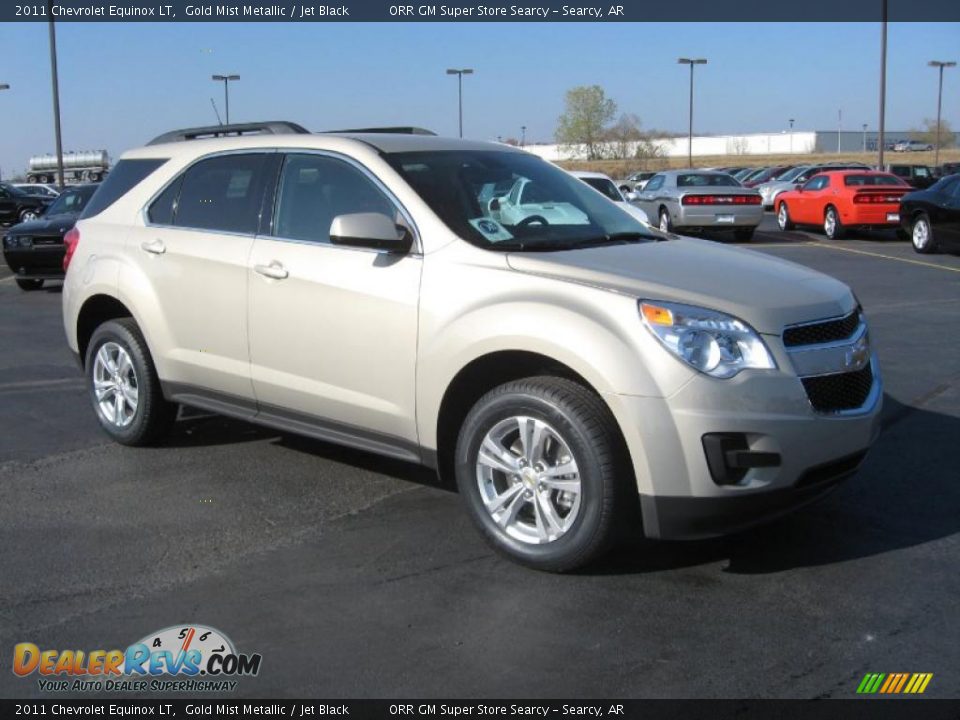 Front 3/4 View of 2011 Chevrolet Equinox LT Photo #3