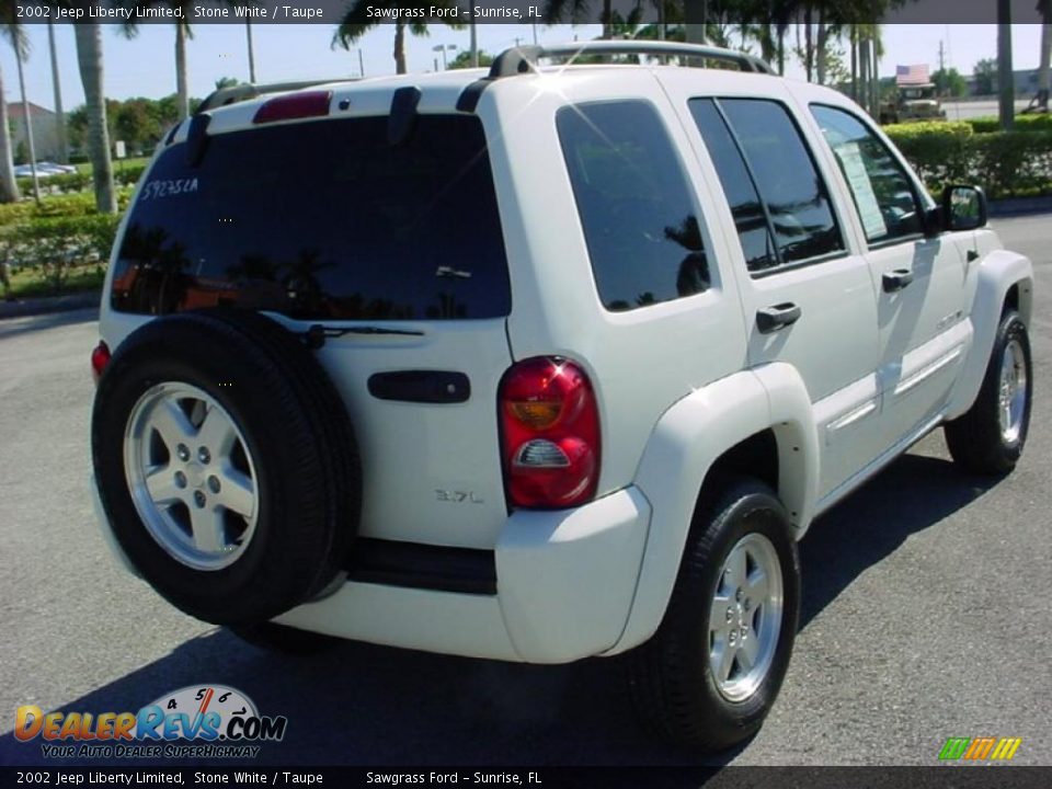 2002 Jeep Liberty Limited Stone White / Taupe Photo #6