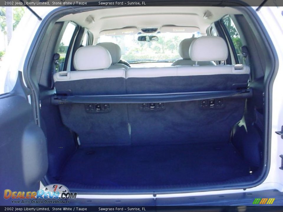 2002 Jeep Liberty Limited Stone White / Taupe Photo #8