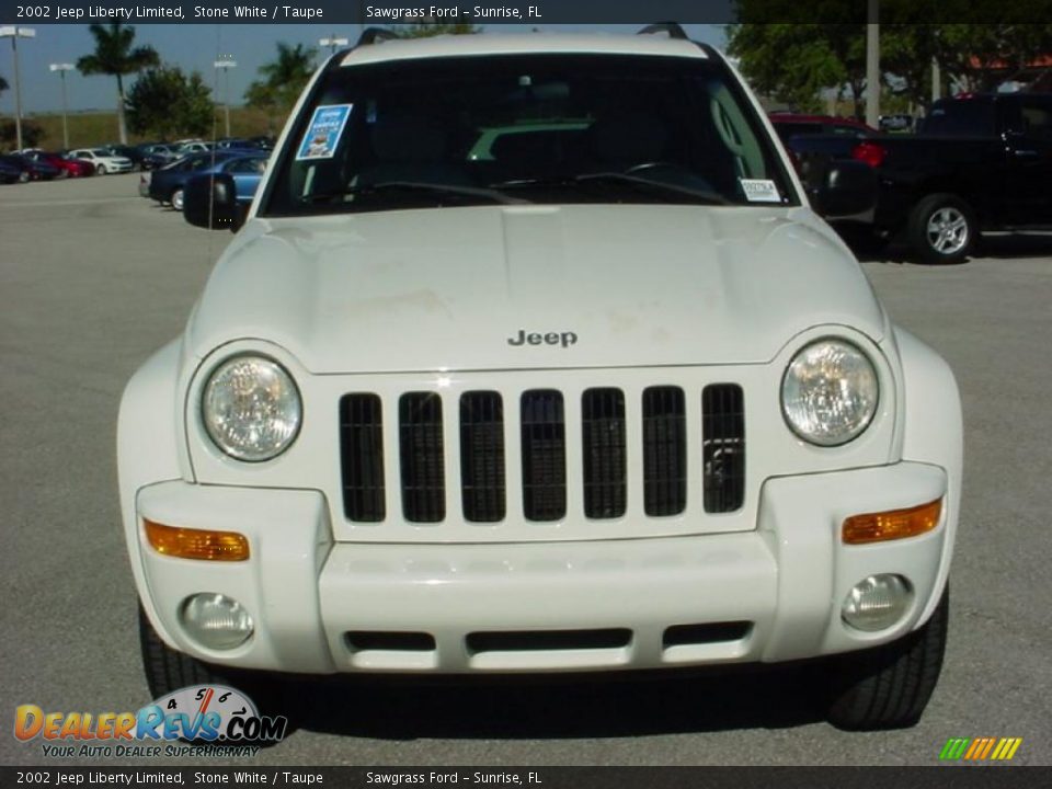 2002 Jeep Liberty Limited Stone White / Taupe Photo #15