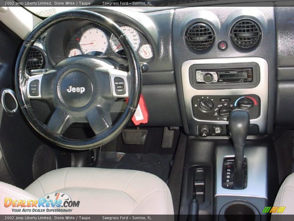2002 Jeep Liberty Limited Stone White / Taupe Photo #26