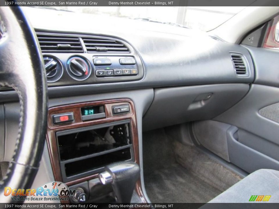 1997 Honda Accord SE Coupe San Marino Red / Gray Photo #7