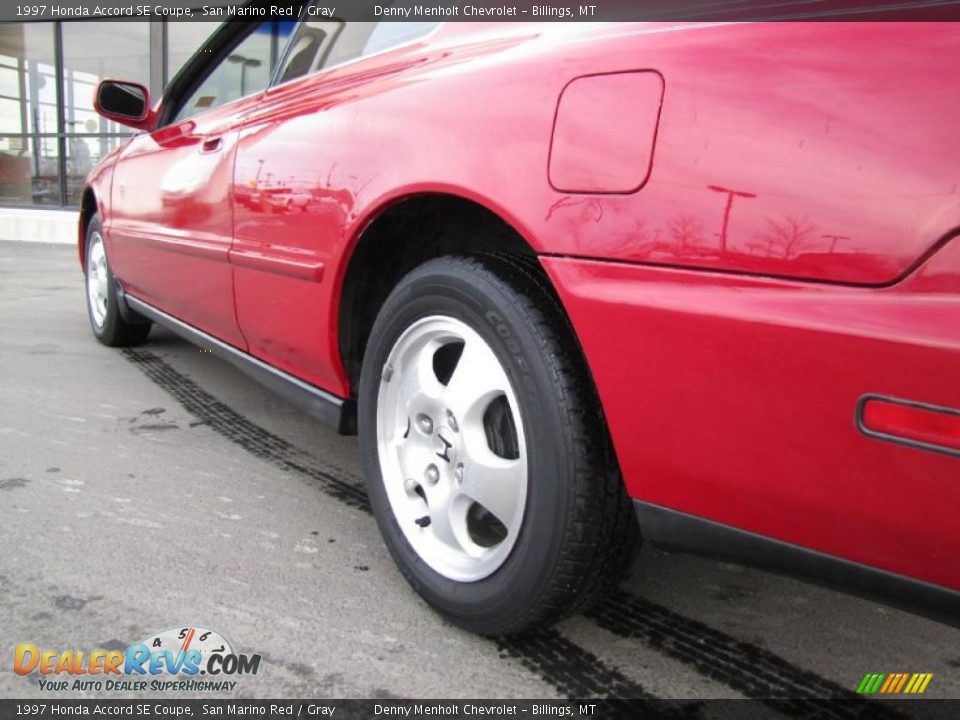 1997 Honda Accord SE Coupe San Marino Red / Gray Photo #13