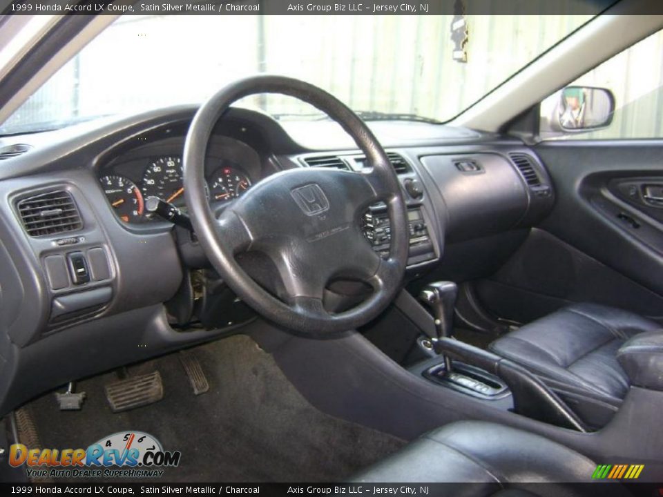 Charcoal Interior - 1999 Honda Accord LX Coupe Photo #4