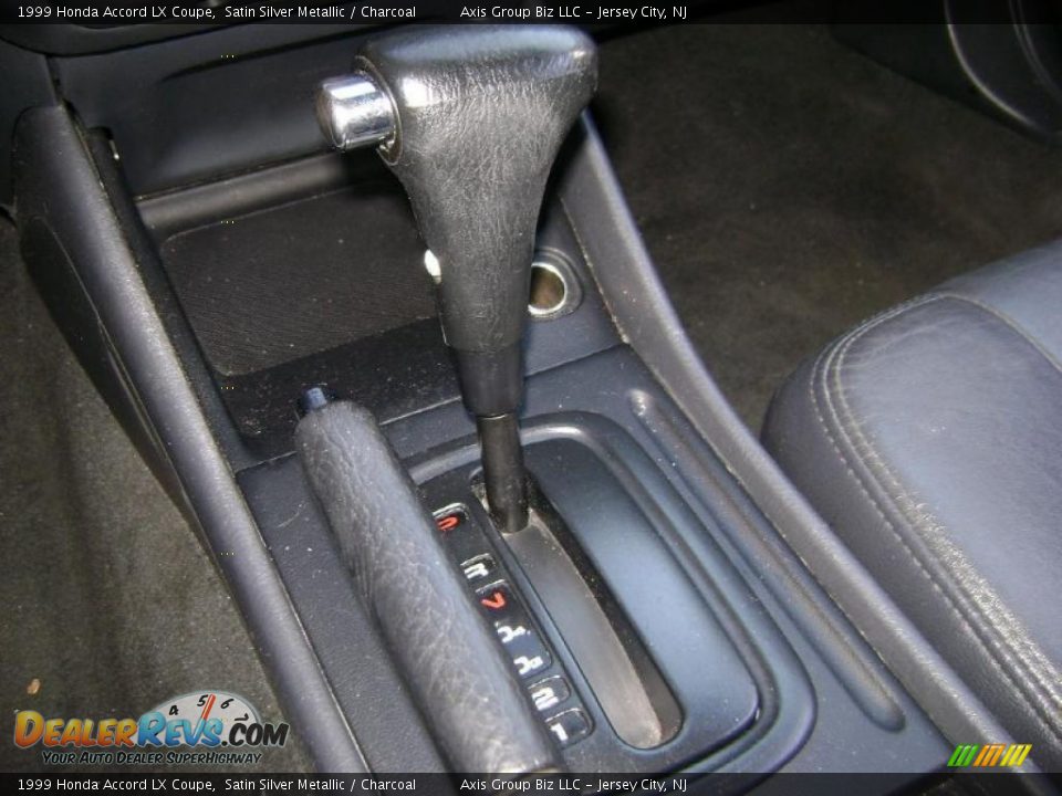 1999 Honda Accord LX Coupe Shifter Photo #9