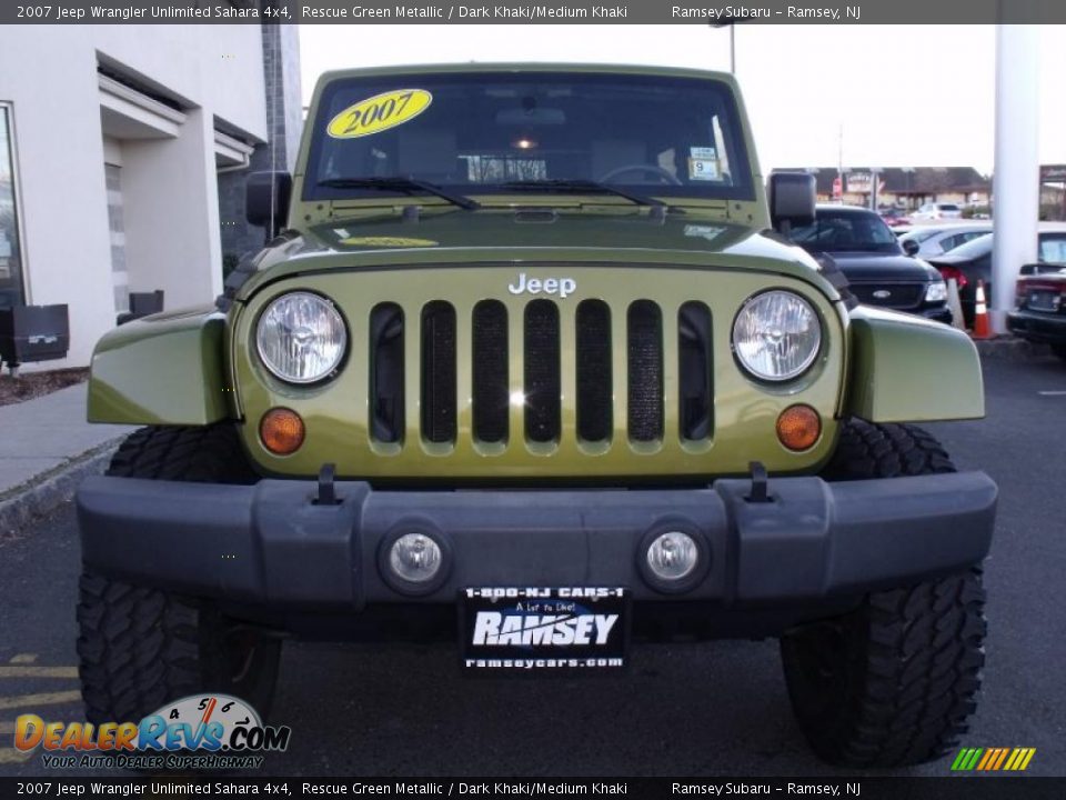 2007 Jeep Wrangler Unlimited Sahara 4x4 Rescue Green Metallic / Dark Khaki/Medium Khaki Photo #8