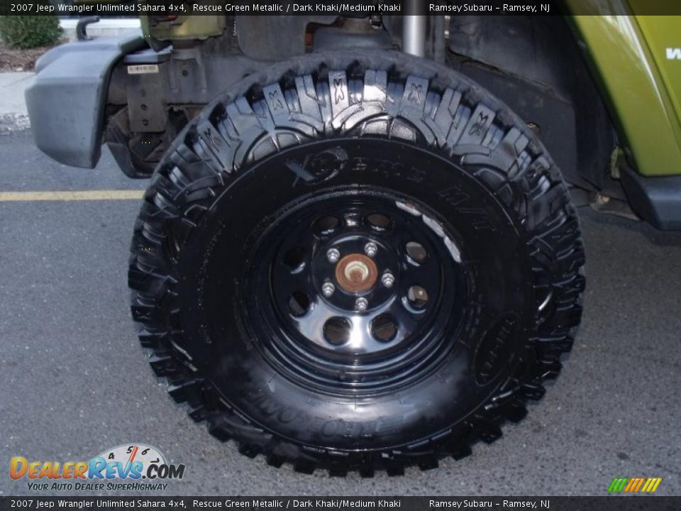 Custom Wheels of 2007 Jeep Wrangler Unlimited Sahara 4x4 Photo #21