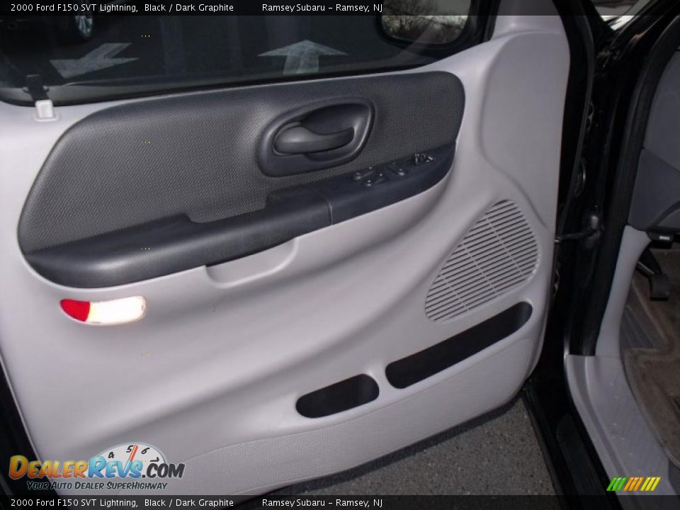 2000 Ford F150 SVT Lightning Black / Dark Graphite Photo #13