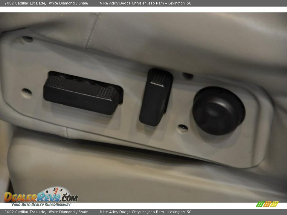 2002 Cadillac Escalade White Diamond / Shale Photo #10