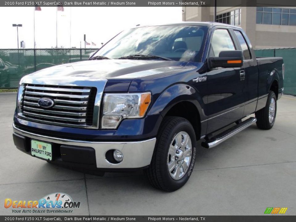 Front 3/4 View of 2010 Ford F150 XLT SuperCab Photo #7