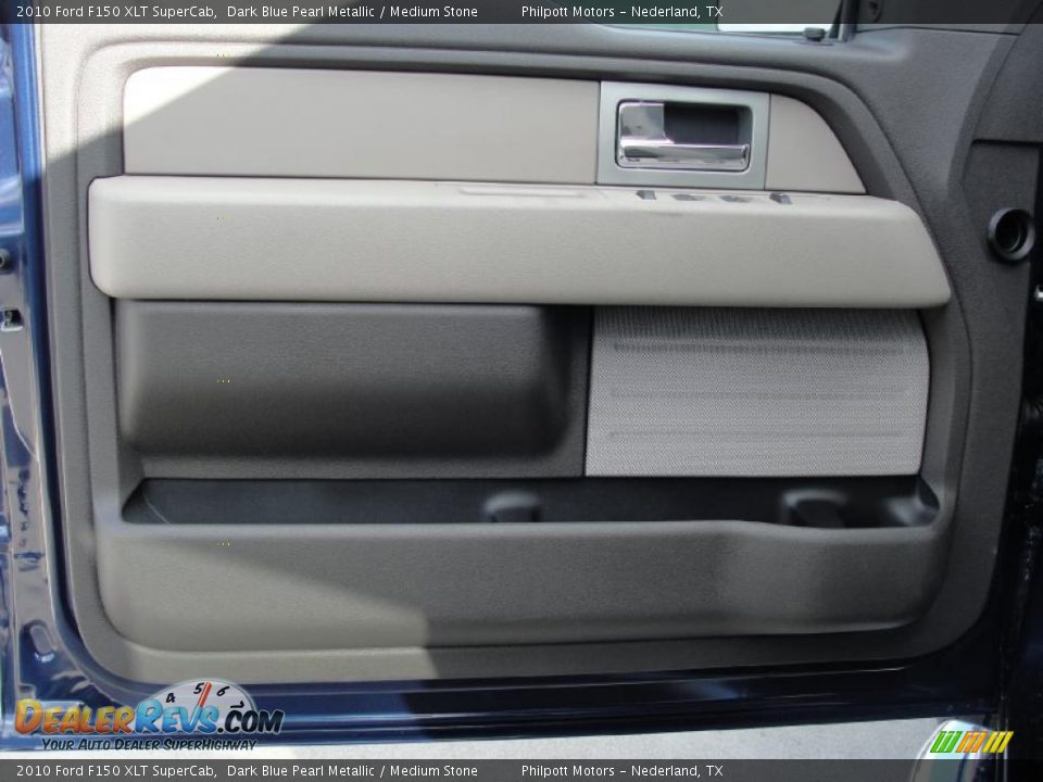 Door Panel of 2010 Ford F150 XLT SuperCab Photo #20