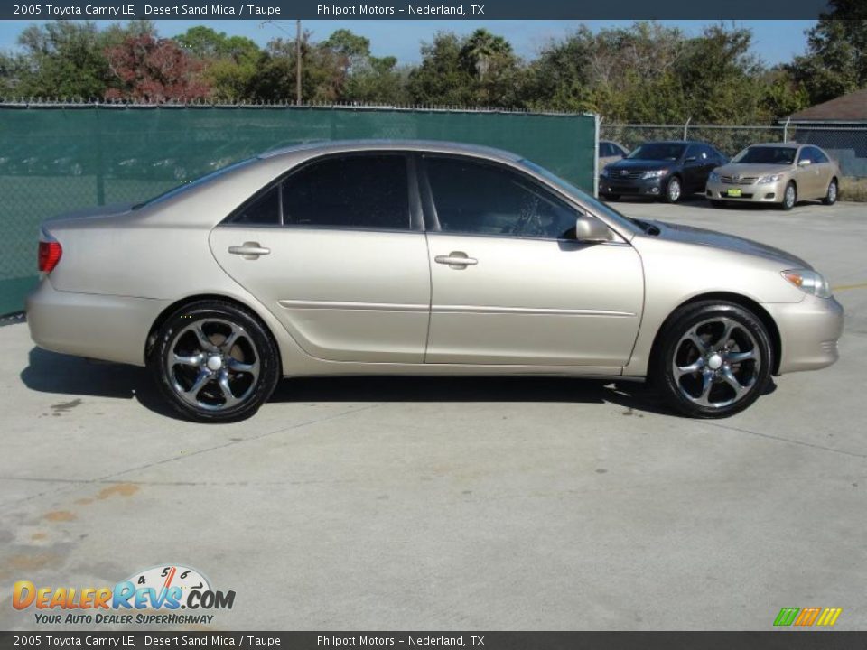 Desert Sand Mica 2005 Toyota Camry LE Photo #2