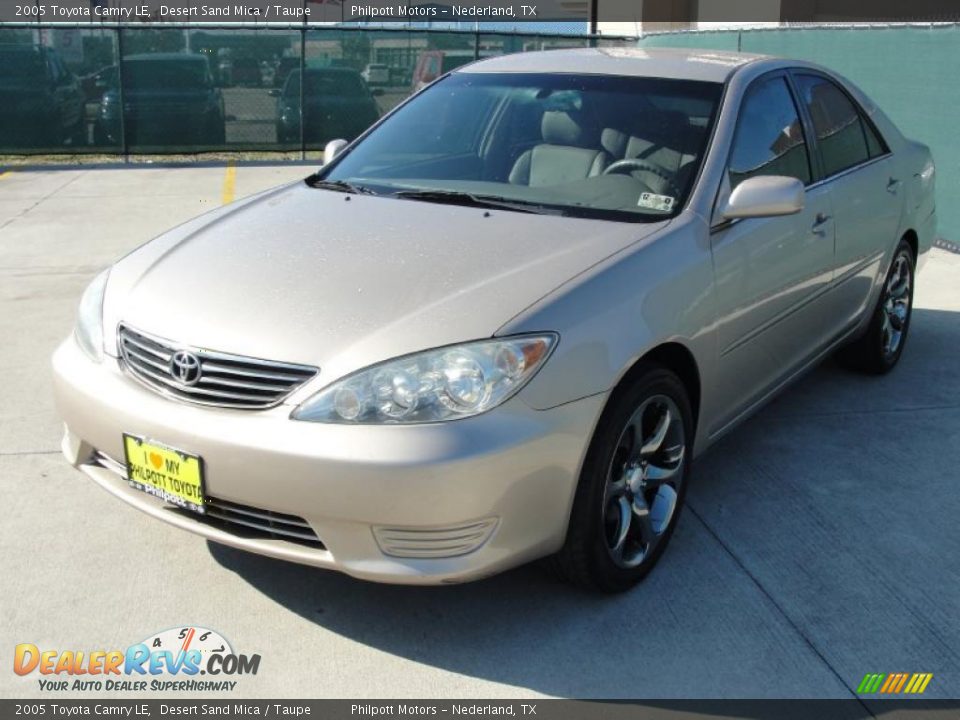 2005 Toyota Camry LE Desert Sand Mica / Taupe Photo #7