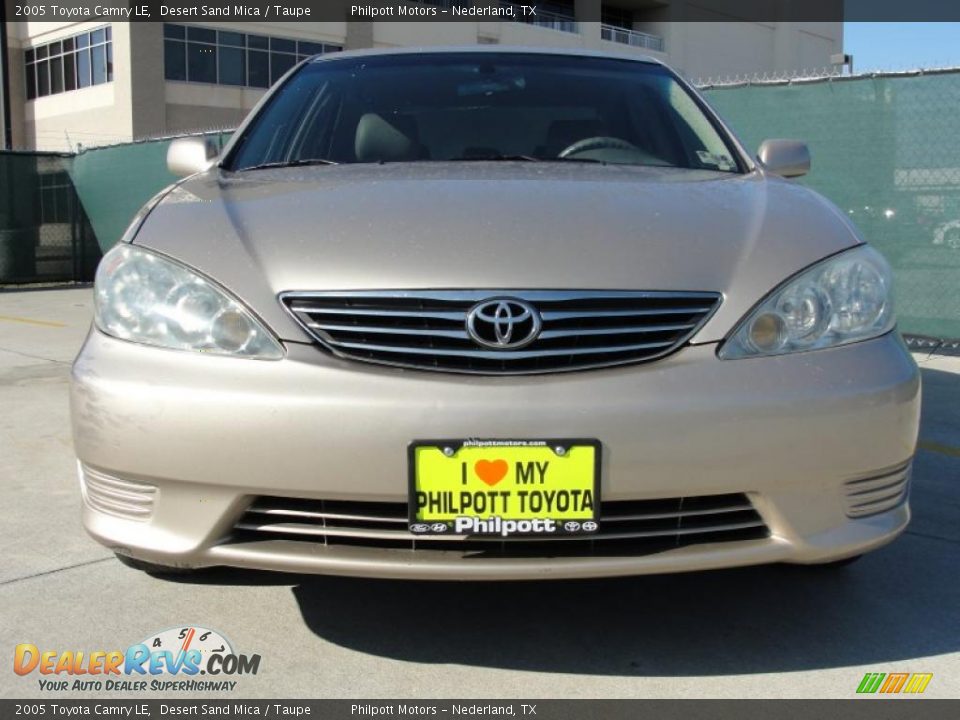 2005 Toyota Camry LE Desert Sand Mica / Taupe Photo #9