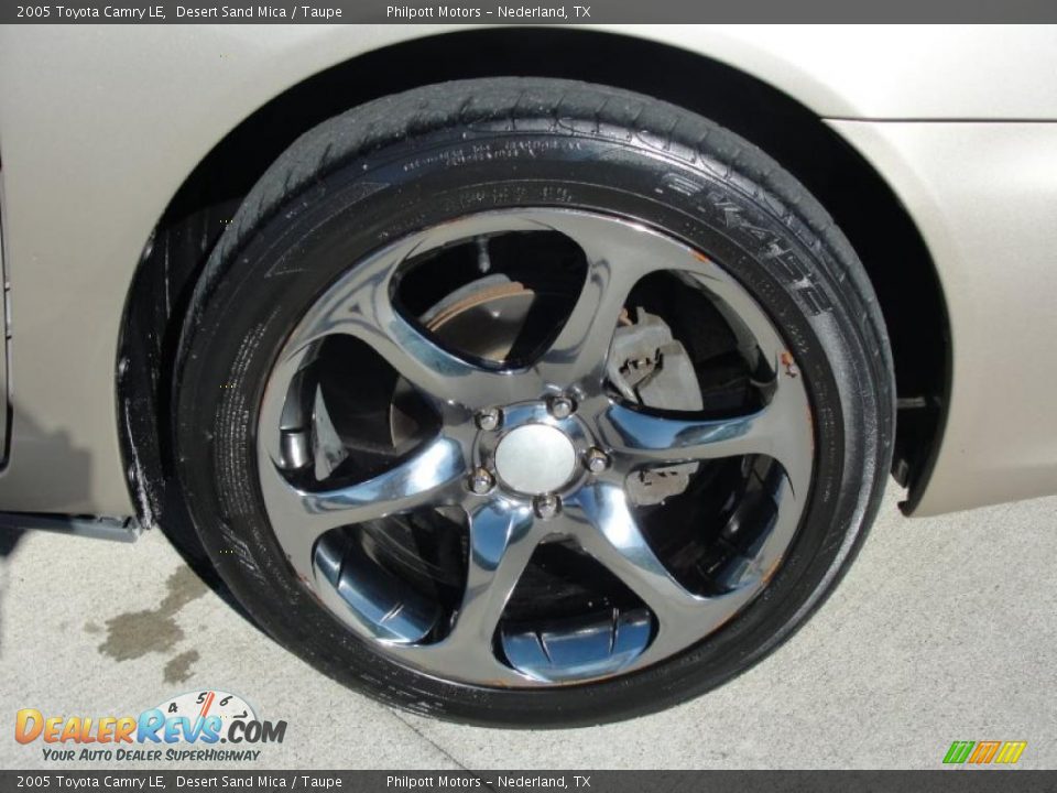 Custom Wheels of 2005 Toyota Camry LE Photo #15