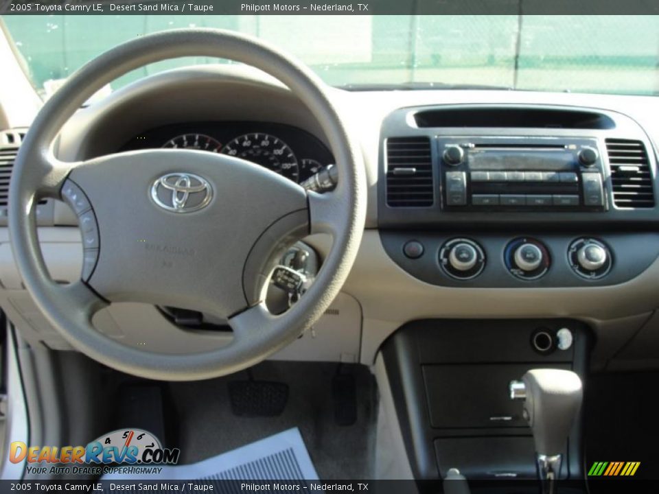 2005 Toyota Camry LE Desert Sand Mica / Taupe Photo #34
