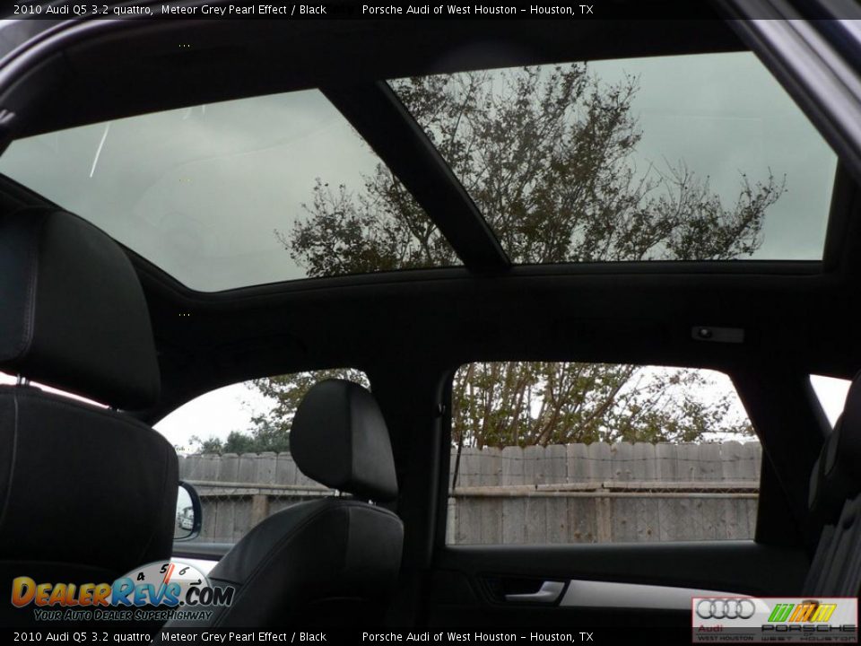 Sunroof of 2010 Audi Q5 3.2 quattro Photo #11