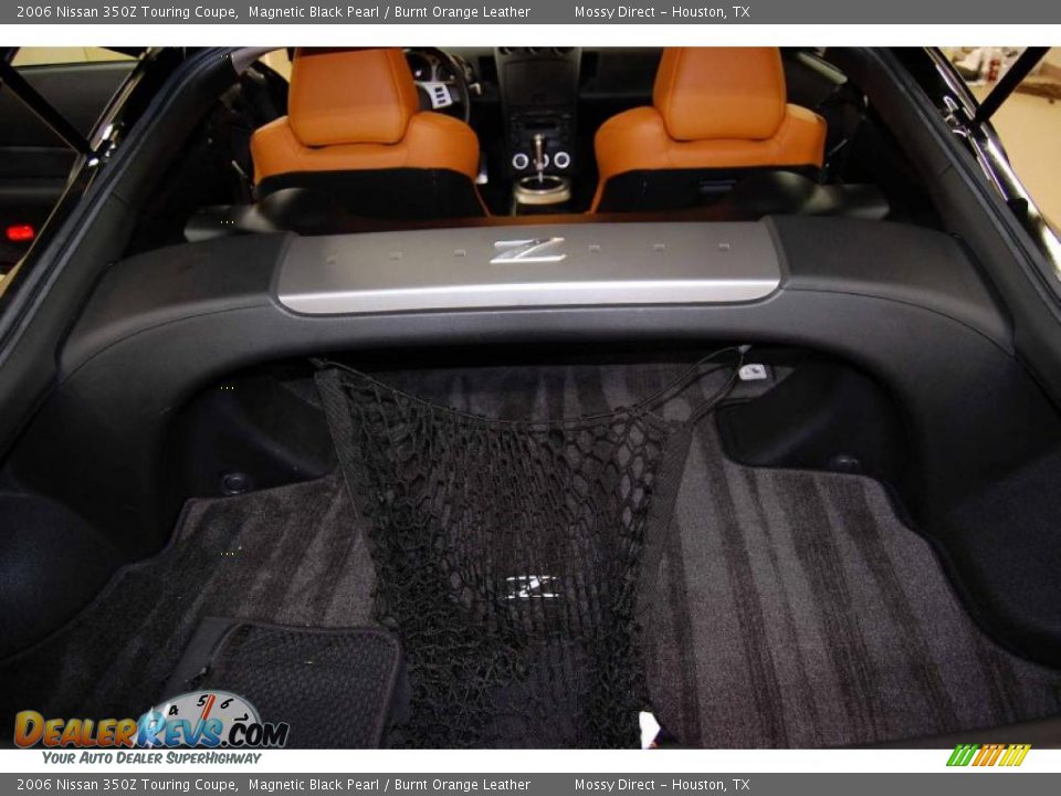 2006 Nissan 350Z Touring Coupe Trunk Photo #18