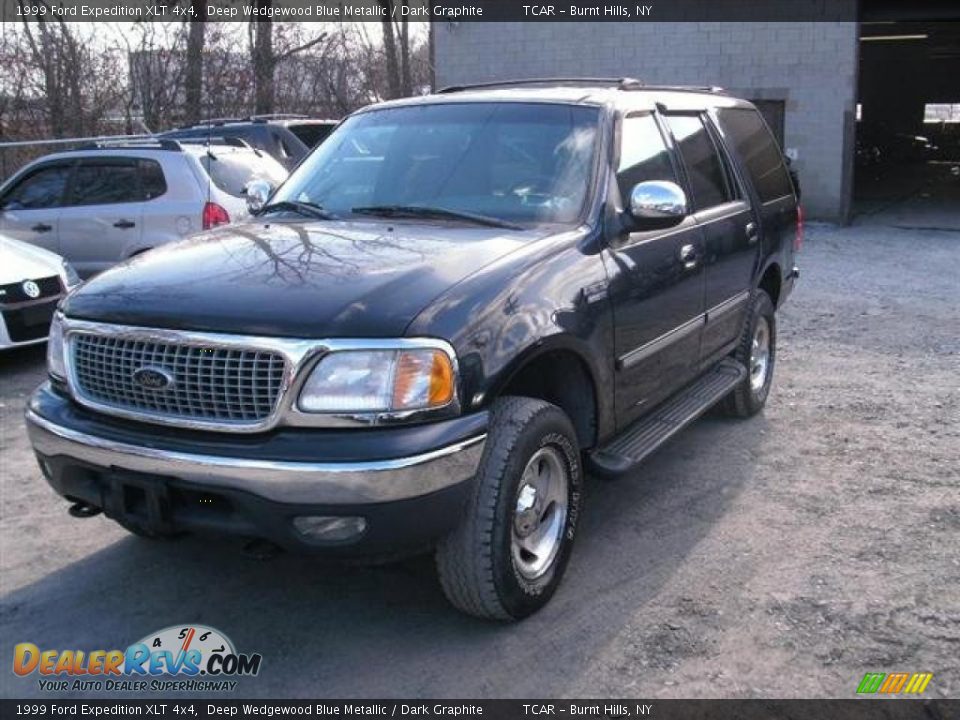 1999 Ford Expedition XLT 4x4 Deep Wedgewood Blue Metallic / Dark Graphite Photo #2