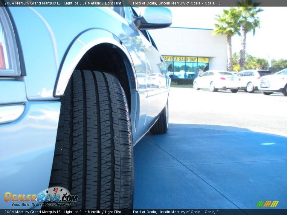 2004 Mercury Grand Marquis LS Light Ice Blue Metallic / Light Flint Photo #10