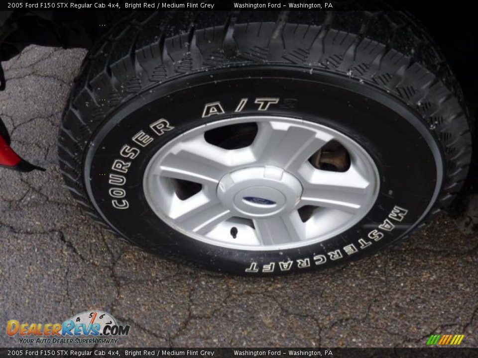 2005 Ford F150 STX Regular Cab 4x4 Wheel Photo #9