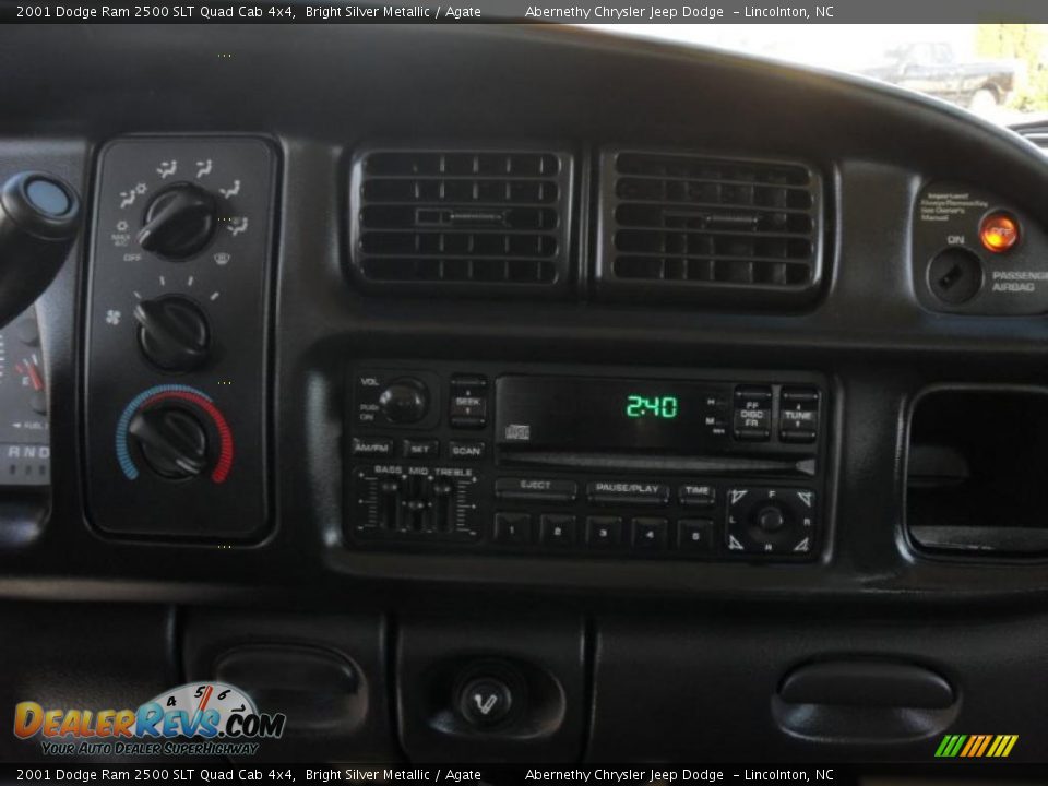 2001 Dodge Ram 2500 SLT Quad Cab 4x4 Bright Silver Metallic / Agate Photo #10
