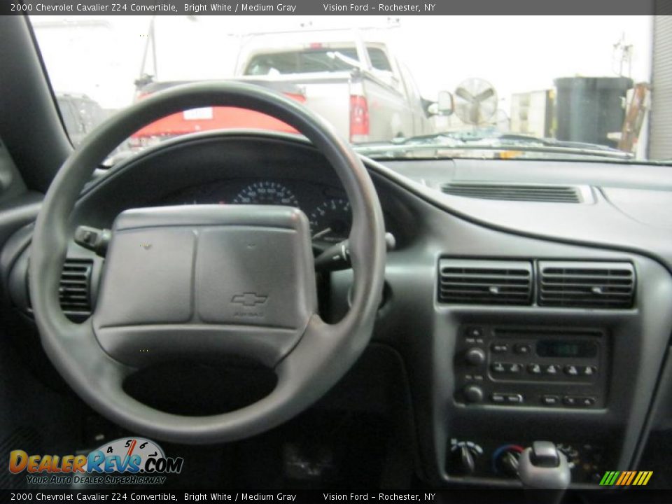 2000 Chevrolet Cavalier Z24 Convertible Bright White / Medium Gray Photo #4