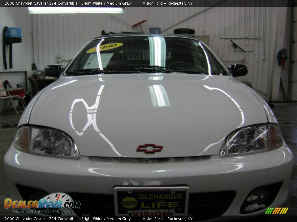 2000 Chevrolet Cavalier Z24 Convertible Bright White / Medium Gray Photo #17