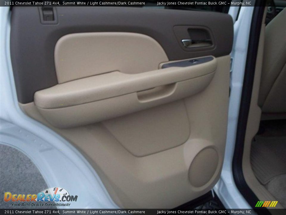2011 Chevrolet Tahoe Z71 4x4 Summit White / Light Cashmere/Dark Cashmere Photo #11